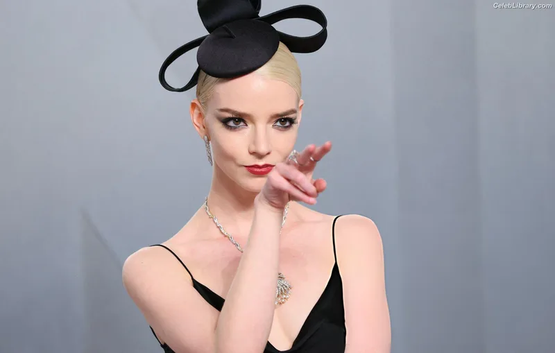 Anya Taylor-Joy photo 16 of 1440
