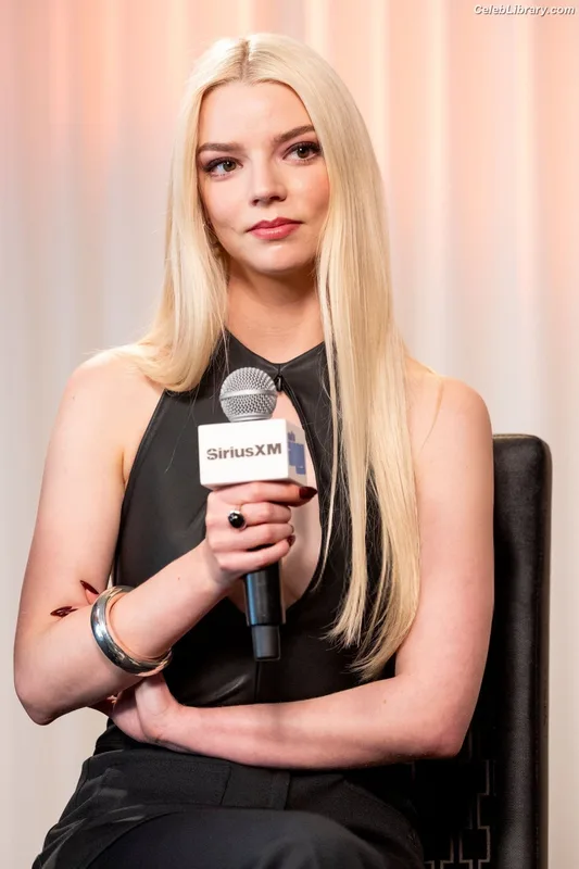 Anya Taylor-Joy photo 14 of 1440