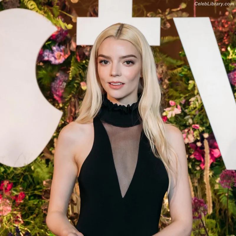Anya Taylor-Joy photo 18 of 1440
