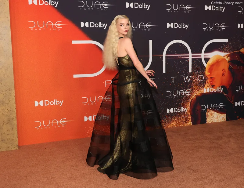 Anya Taylor-Joy photo 11 of 1440