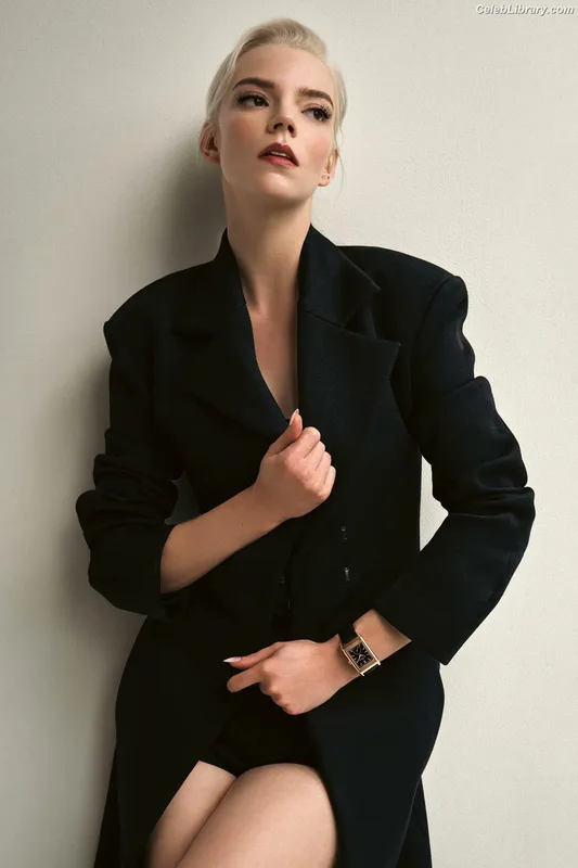 Anya Taylor-Joy photo 16 of 1440