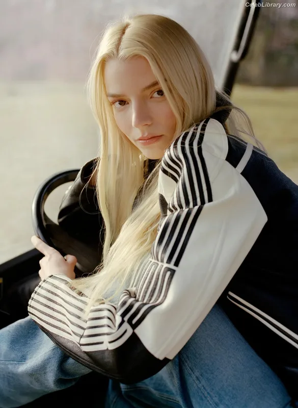Anya Taylor-Joy photo 3 of 1440