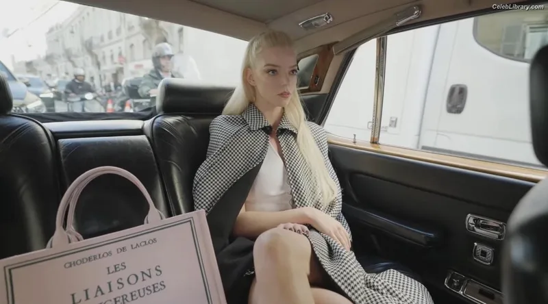Anya Taylor-Joy photo 7 of 1440