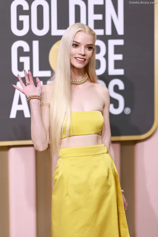 Anya Taylor-Joy photo 7 of 1440