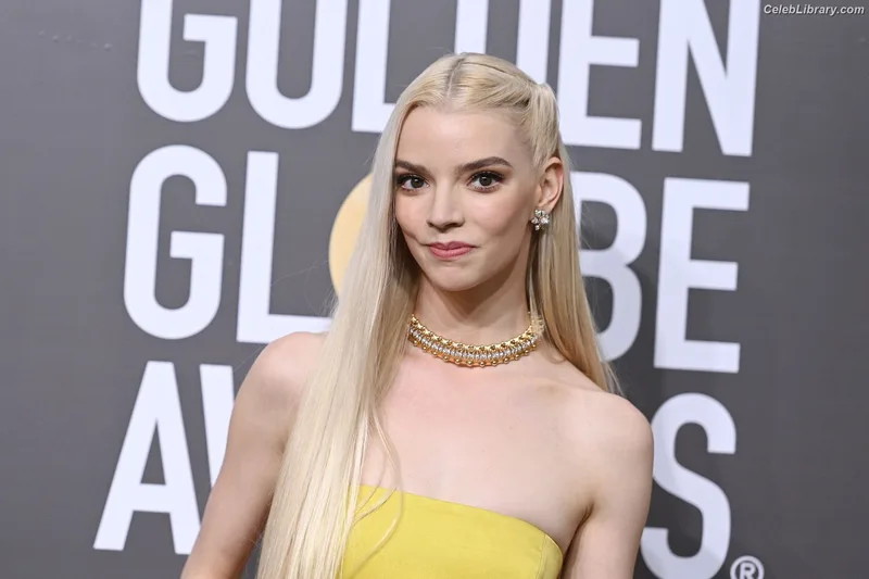 Anya Taylor-Joy photo 9 of 1440