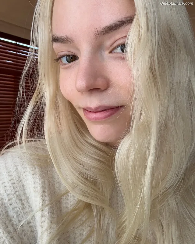 Anya Taylor-Joy photo 23 of 1440