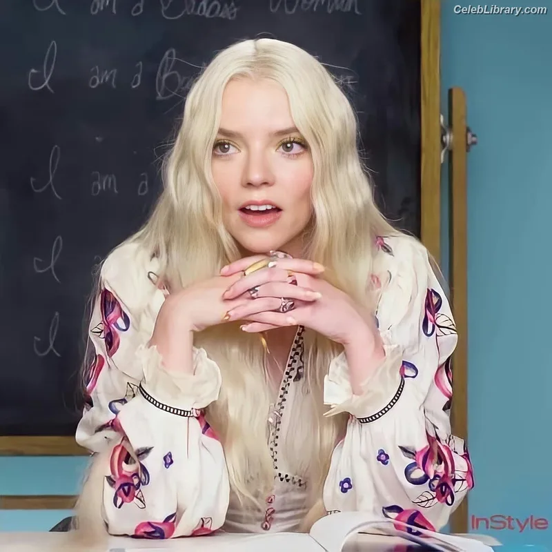 Anya Taylor-Joy photo 8 of 1440