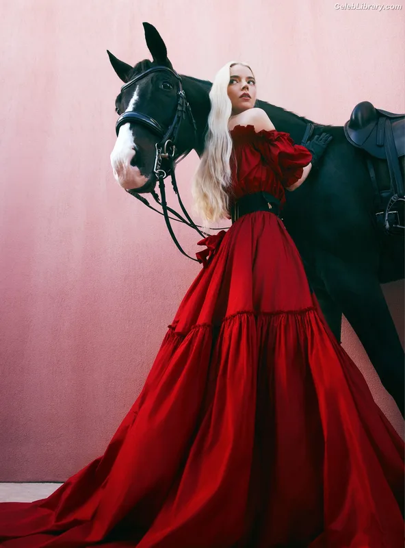 Anya Taylor-Joy photo 16 of 1440
