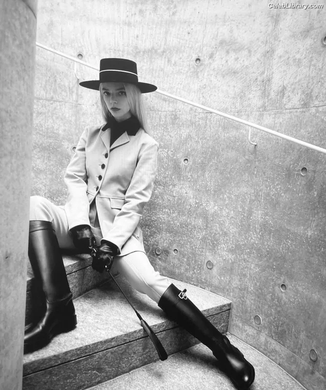 Anya Taylor-Joy photo 21 of 1440