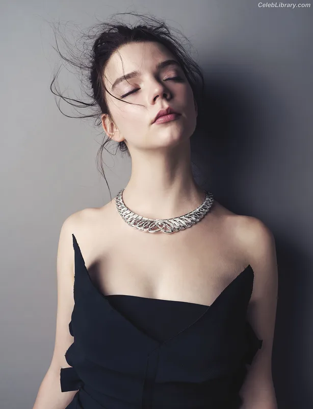 Anya Taylor-Joy photo 21 of 1440