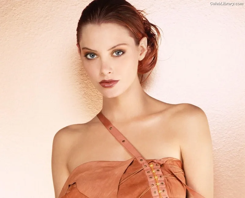 April Bowlby photo 11 of 26