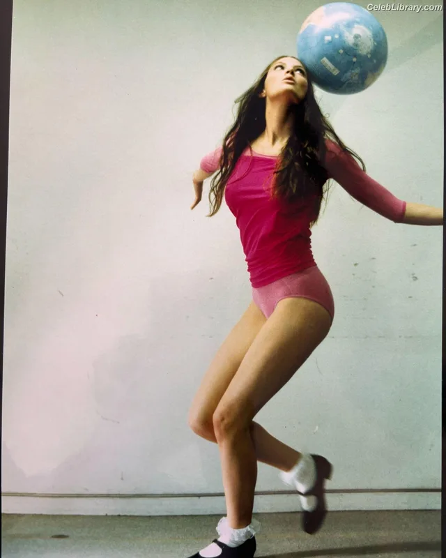 April Bowlby photo 22 of 26