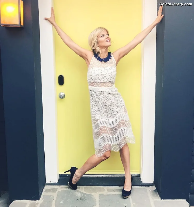 Arden Myrin photo 23 of 116