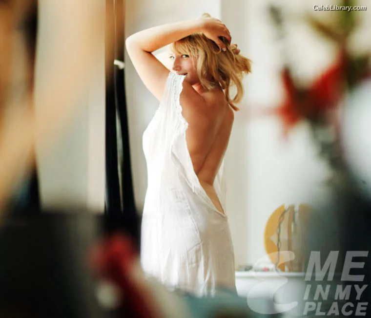 Ari Graynor photo 18 of 83