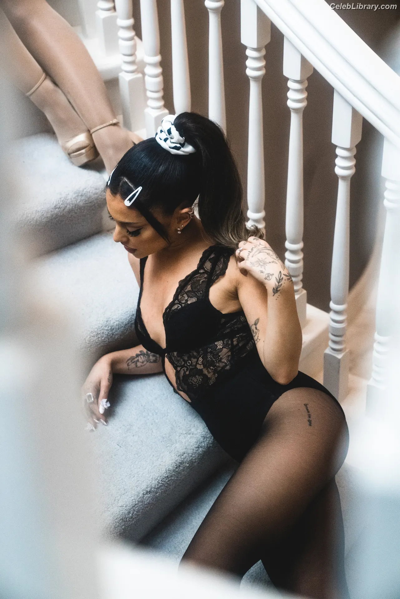 Ariana Grande photo 18 of 3117