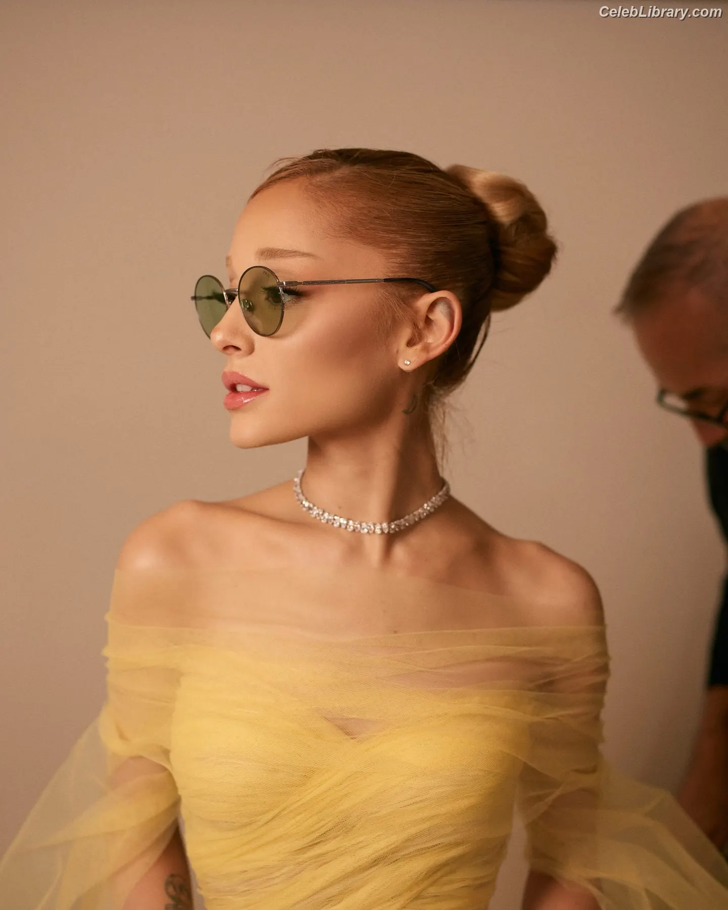 Ariana Grande photo 15 of 3117