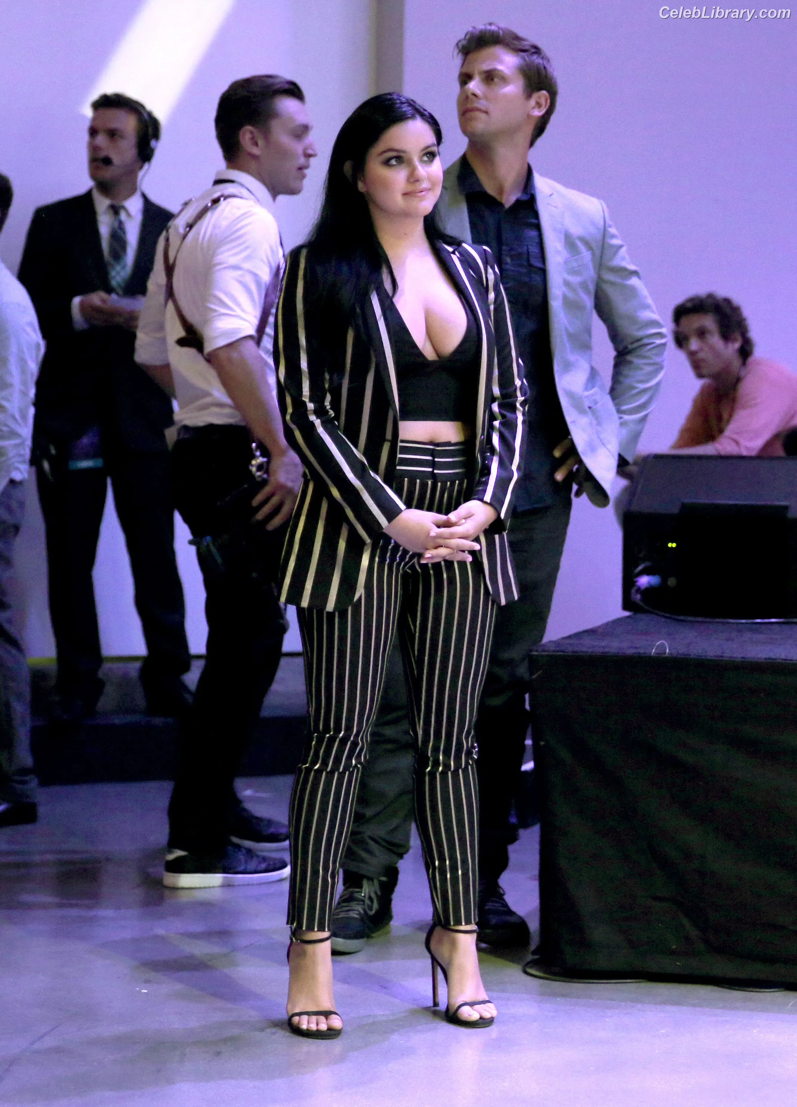 Ariel Winter photo 10 of 993