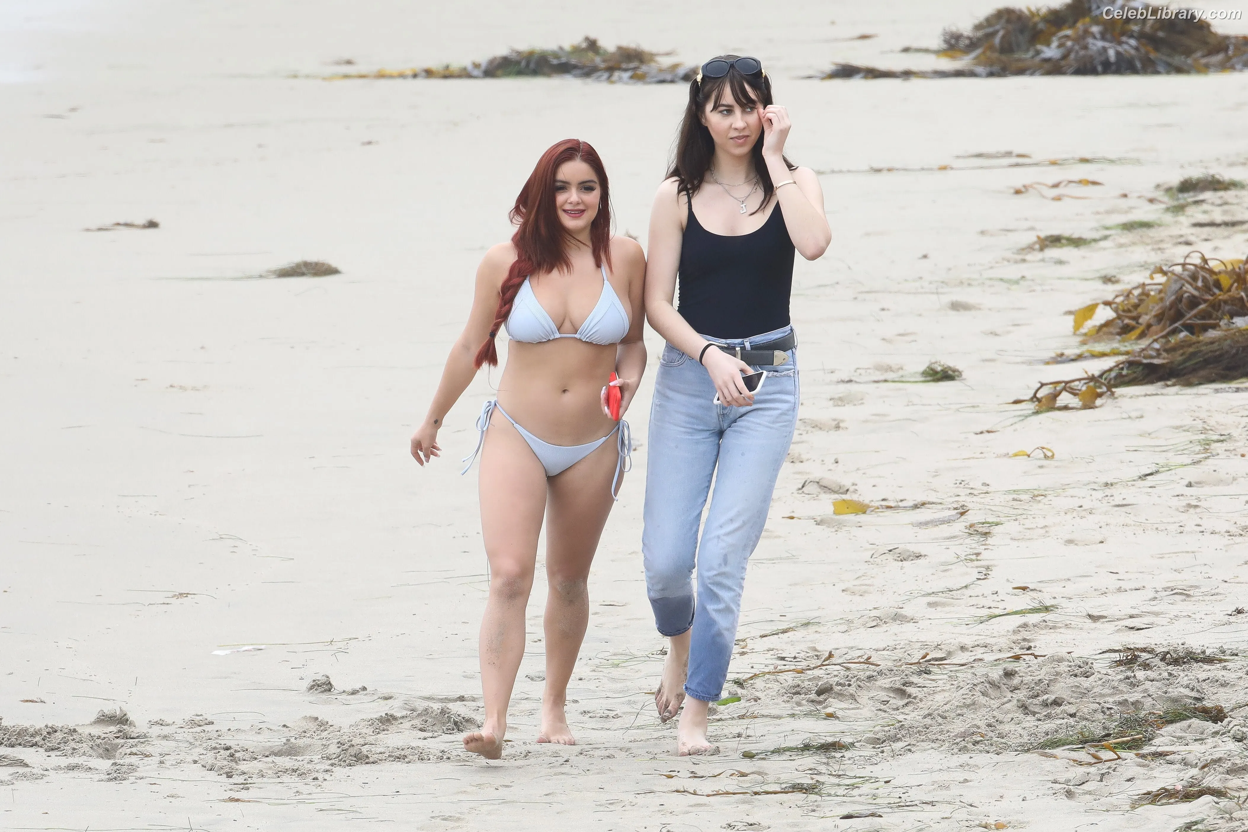 Ariel Winter photo 15 of 993