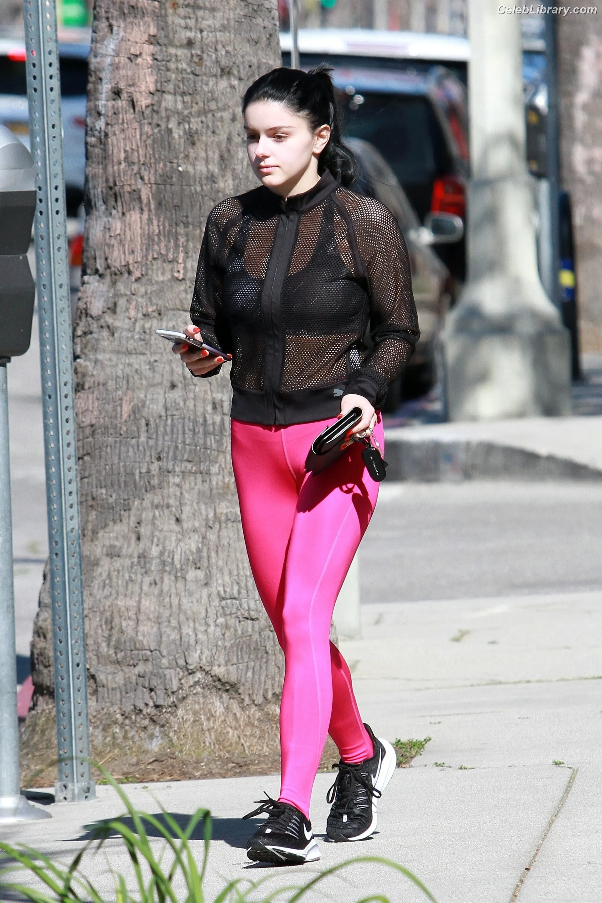 Ariel Winter photo 23 of 993