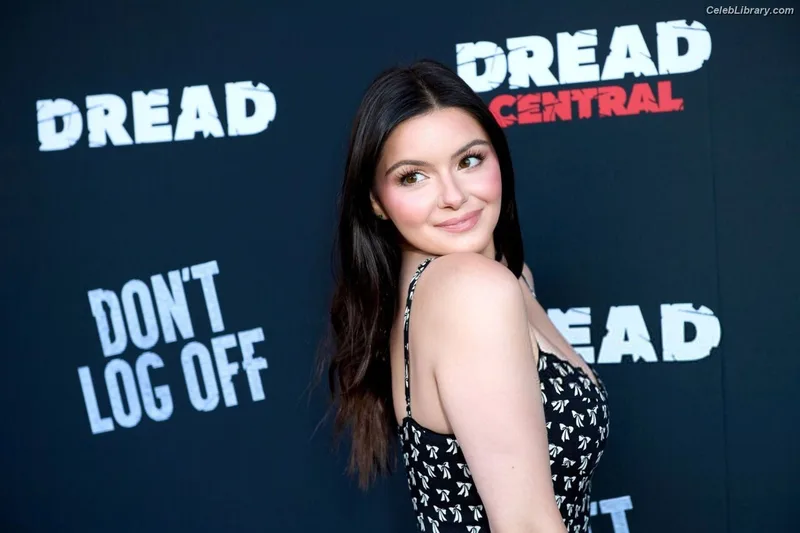 Ariel Winter photo 9 of 994