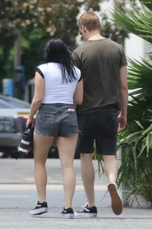 Ariel Winter photo 21 of 994