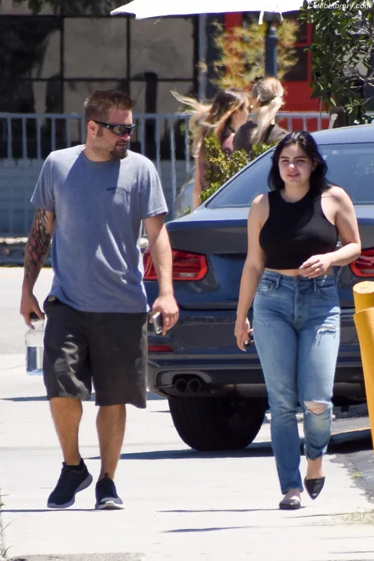 Ariel Winter photo 15 of 994