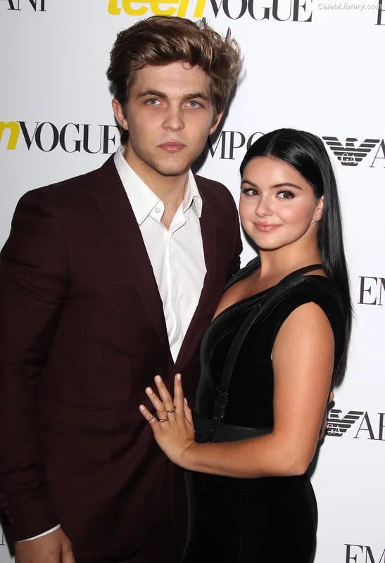 Ariel Winter photo 22 of 994