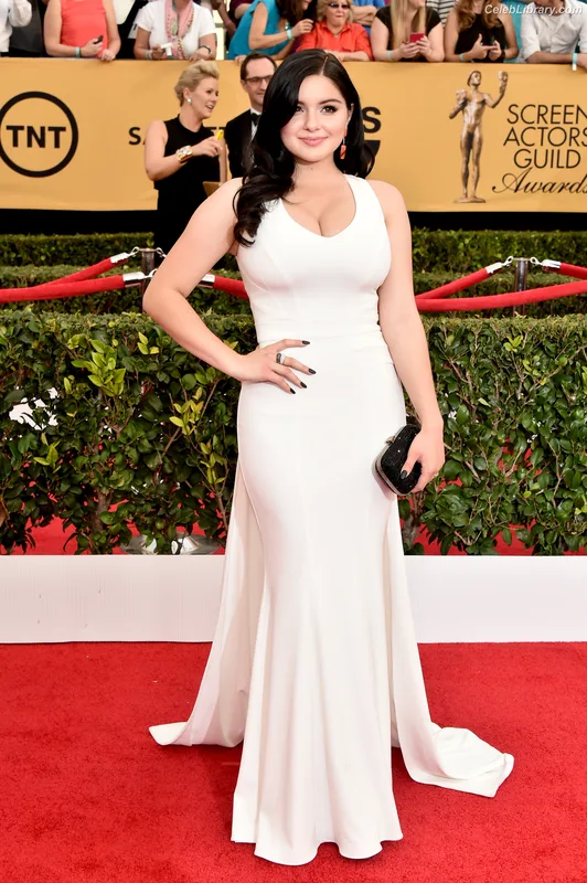 Ariel Winter photo 1 of 994