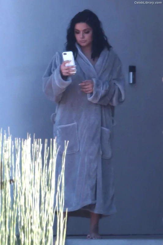 Ariel Winter photo 16 of 994