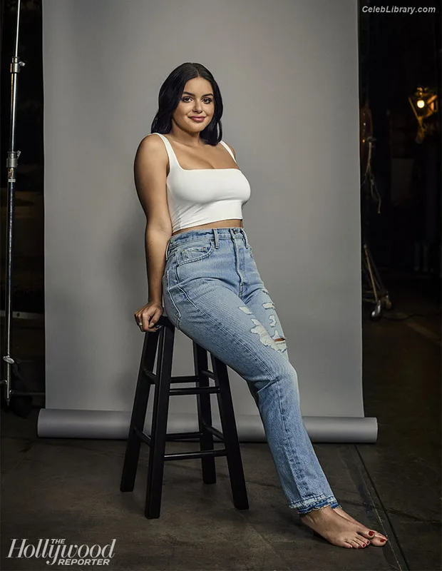 Ariel Winter photo 5 of 994