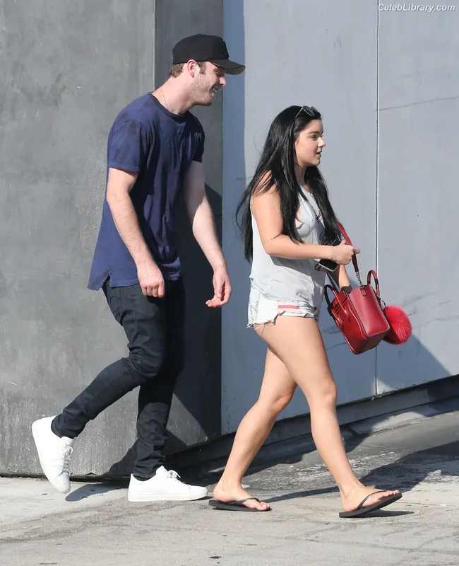 Ariel Winter photo 16 of 994