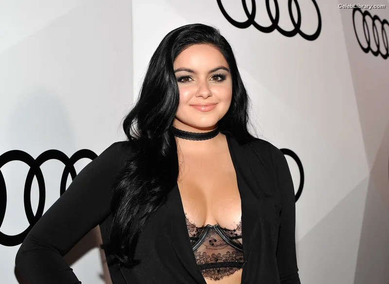 Ariel Winter photo 21 of 994