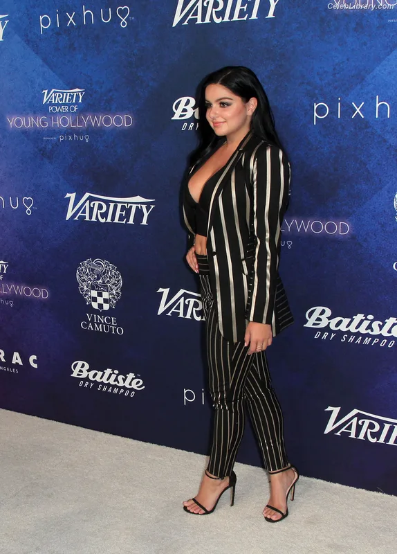Ariel Winter photo 7 of 994