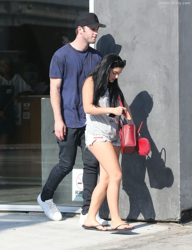 Ariel Winter photo 10 of 994