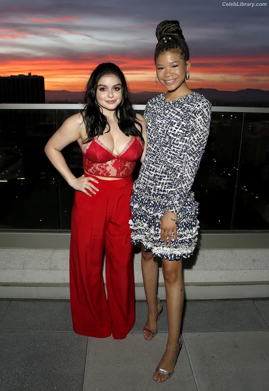 Ariel Winter photo 5 of 994