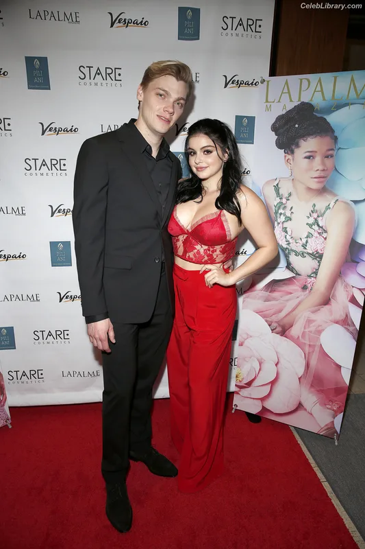 Ariel Winter photo 15 of 994