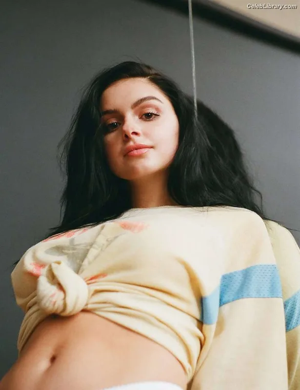 Ariel Winter photo 6 of 994