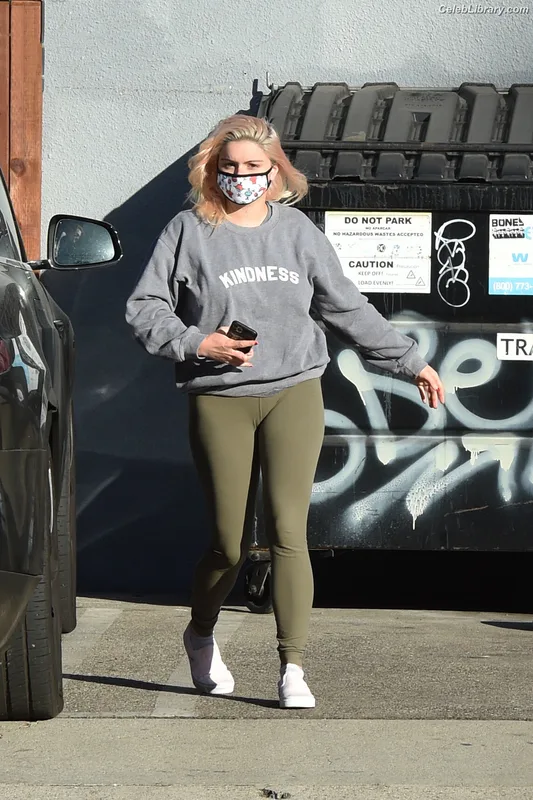 Ariel Winter photo 20 of 994