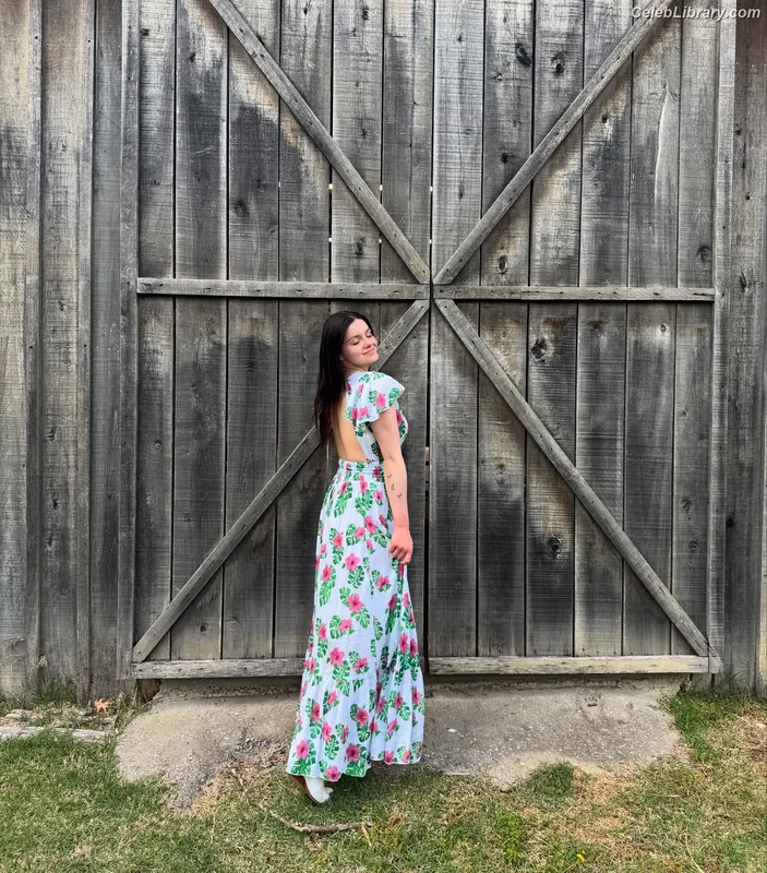 Ariel Winter photo 6 of 994