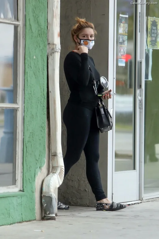 Ariel Winter photo 20 of 994