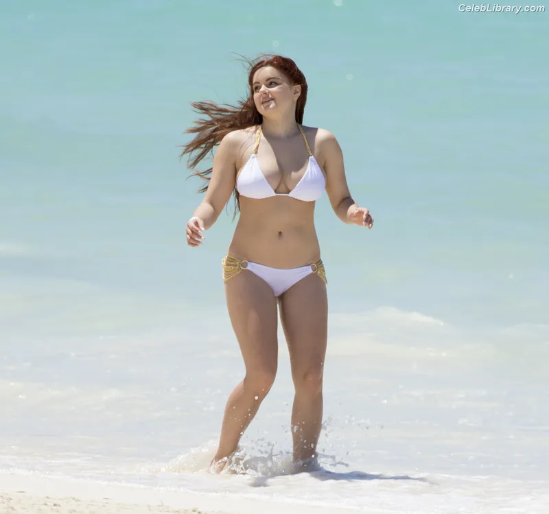 Ariel Winter photo 13 of 994
