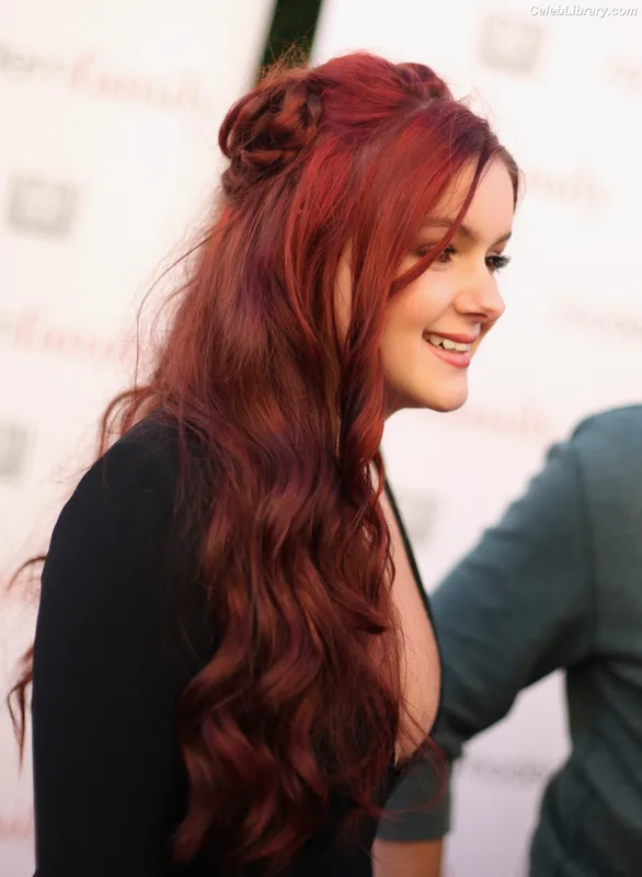 Ariel Winter photo 19 of 994