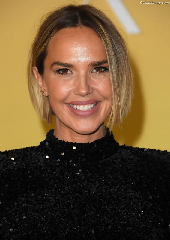 Arielle Kebbel photo 16 of 231