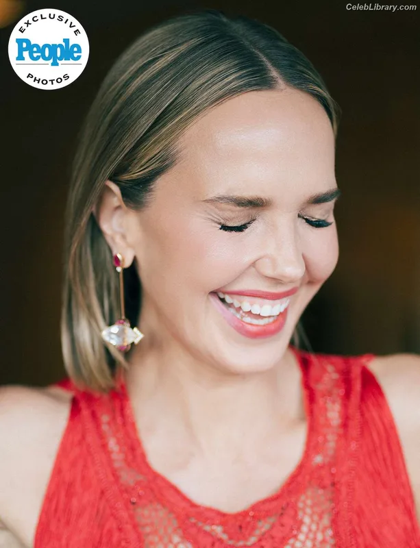 Arielle Kebbel photo 15 of 231