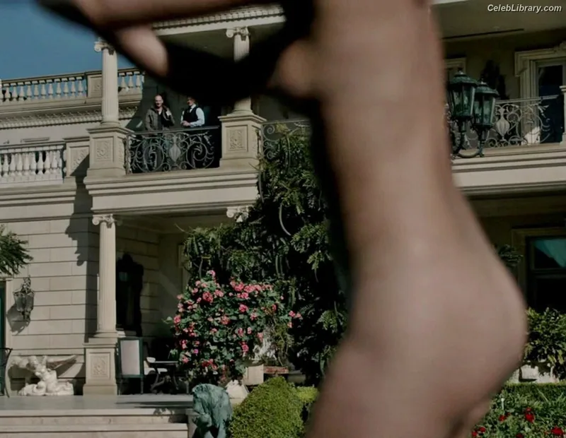 Arielle Kebbel photo 4 of 231