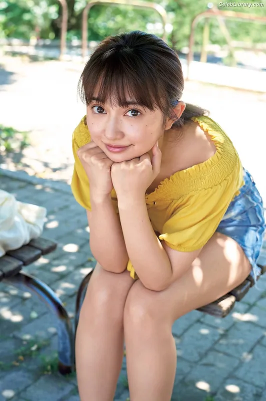 Arisa Komiya photo 7 of 296