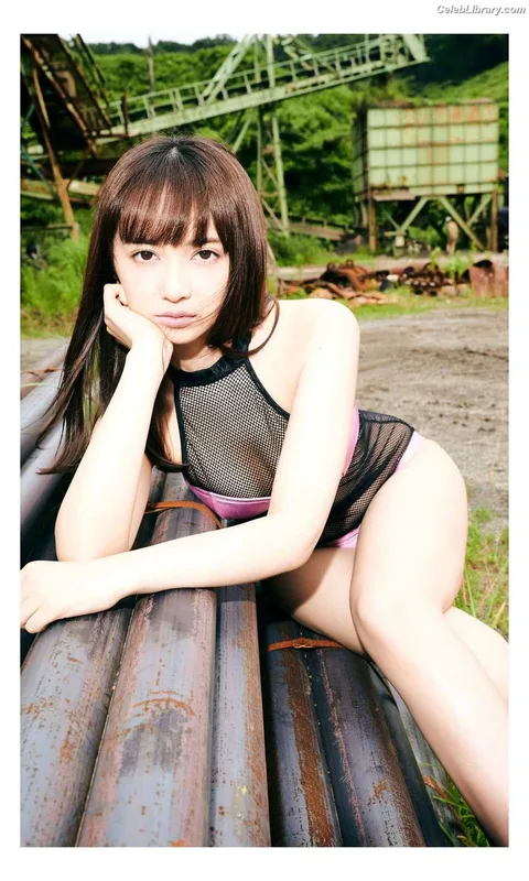 Arisa Komiya photo 7 of 296