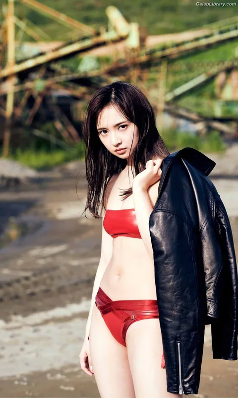 Arisa Komiya photo 22 of 296