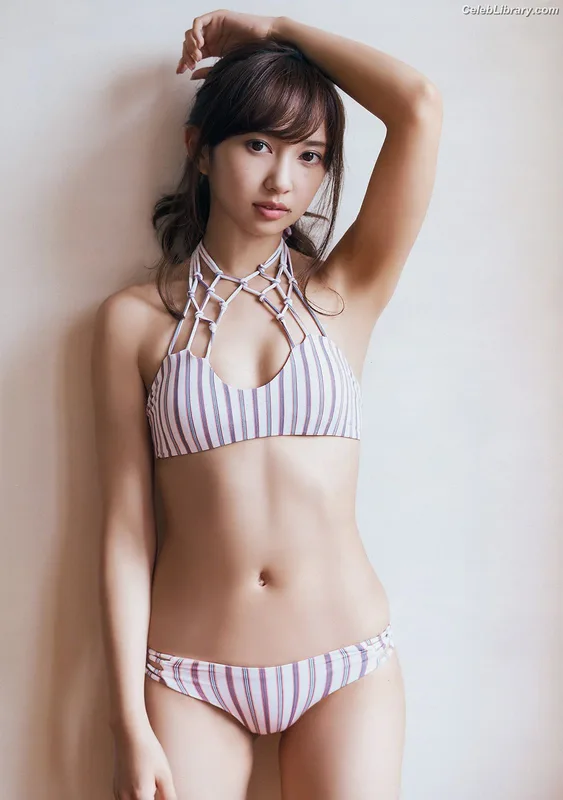 Arisa Komiya photo 10 of 296