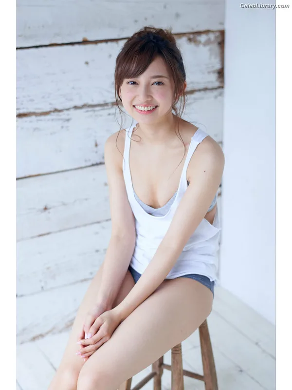 Arisa Komiya photo 20 of 296